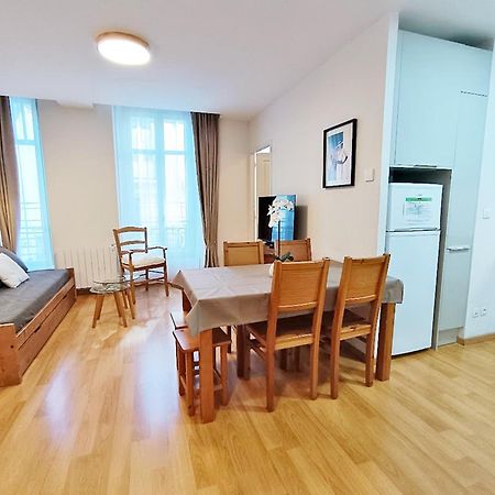 L'Eterlou, T3, Centre Luchon, Wifi, Casier A Skis, Ascenseur, 6 Personnes Bagnères-de-Luchon Exteriör bild