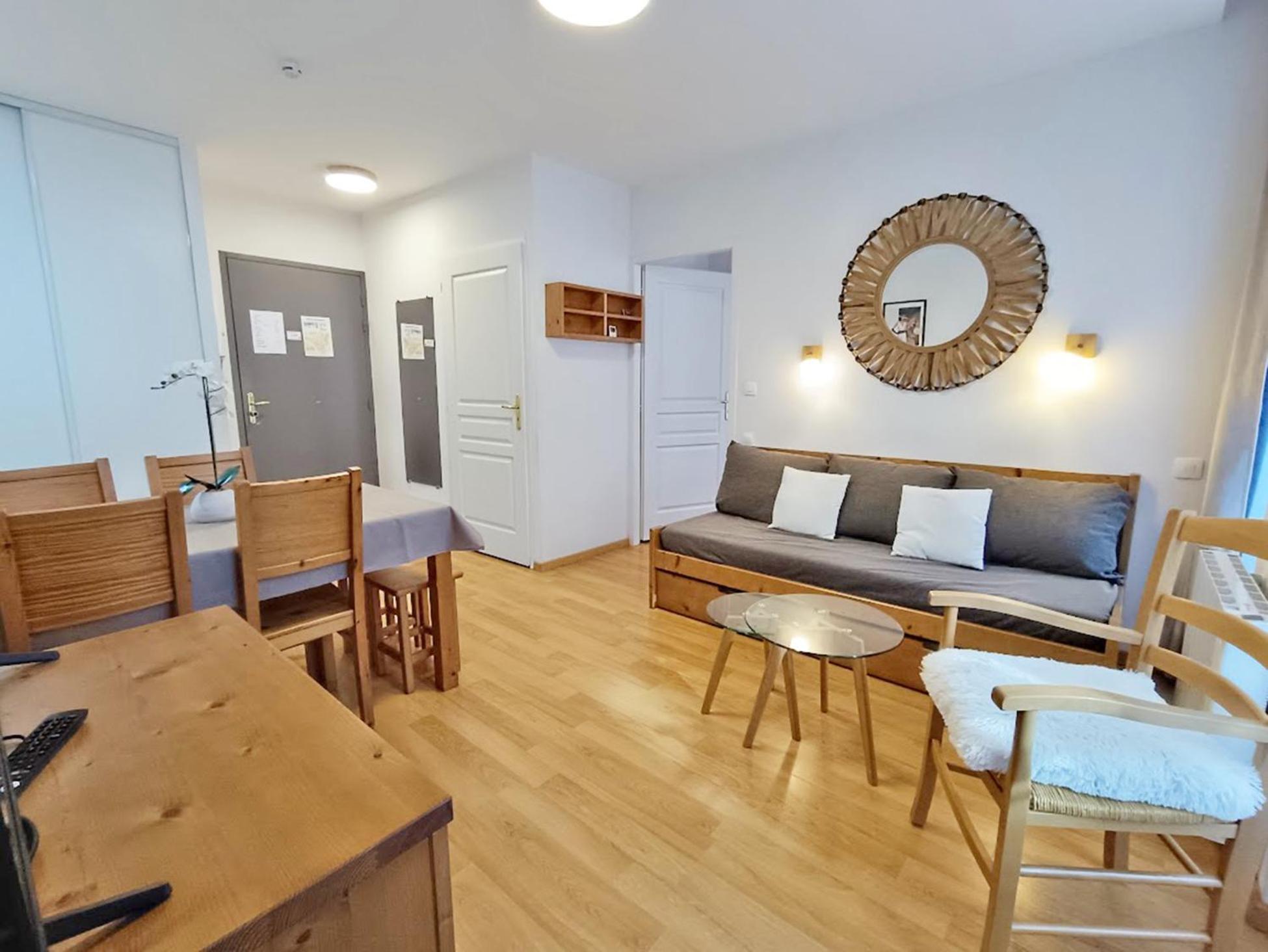 L'Eterlou, T3, Centre Luchon, Wifi, Casier A Skis, Ascenseur, 6 Personnes Bagnères-de-Luchon Exteriör bild